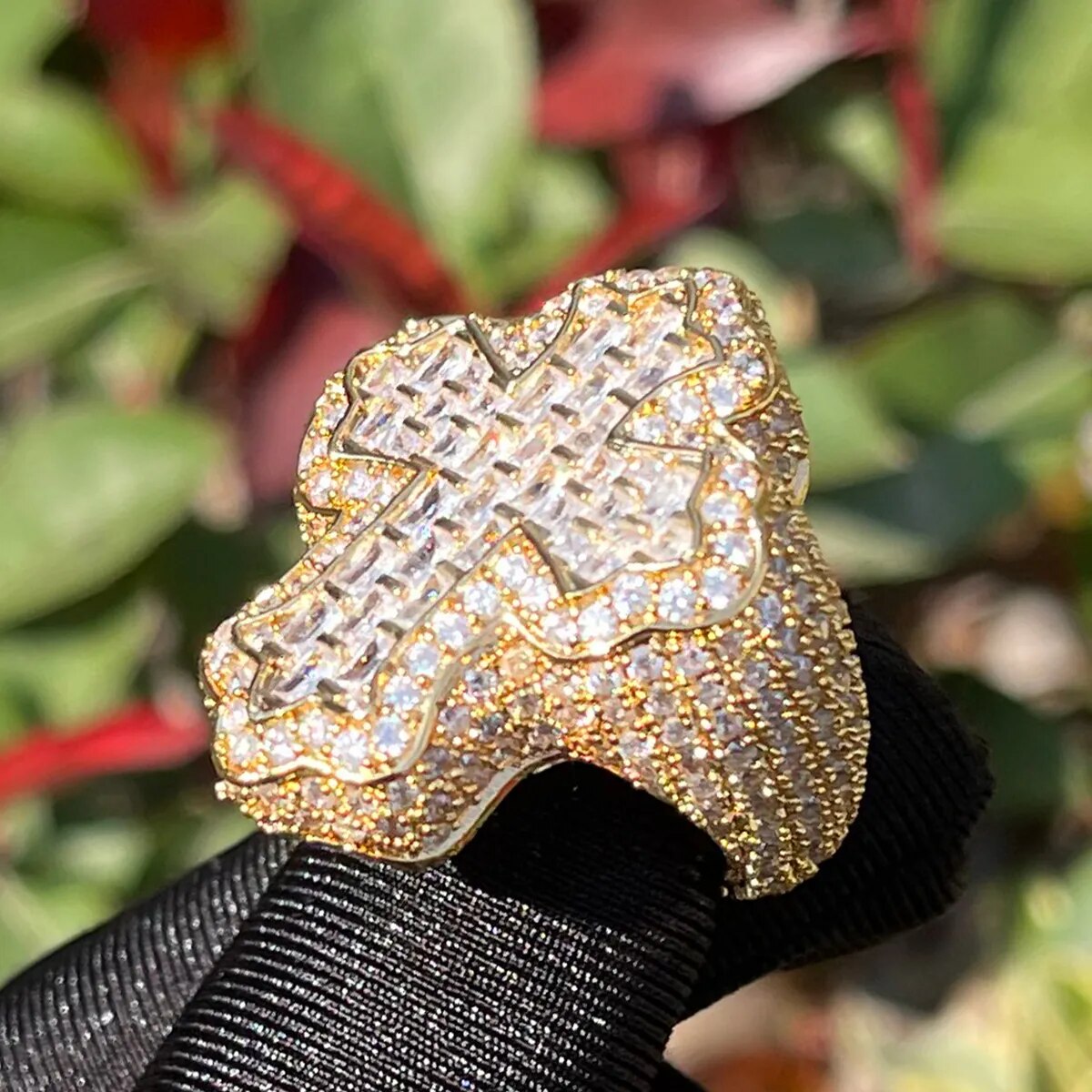 Bubble Letter Cross Finger Ring Iced Out Zircon Prong Setting Men Jewelry