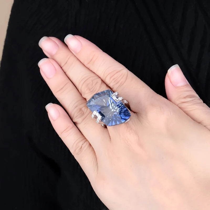 GEM'S BALLET Blue Mystic Quartz Gemstone Cocktail Rings